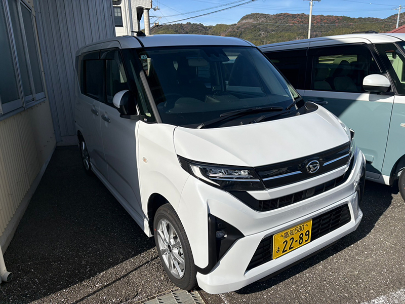 ムーヴ G　パールホワイト